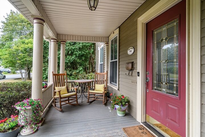 Property Photo:  64 Park Ave  MA 01760 