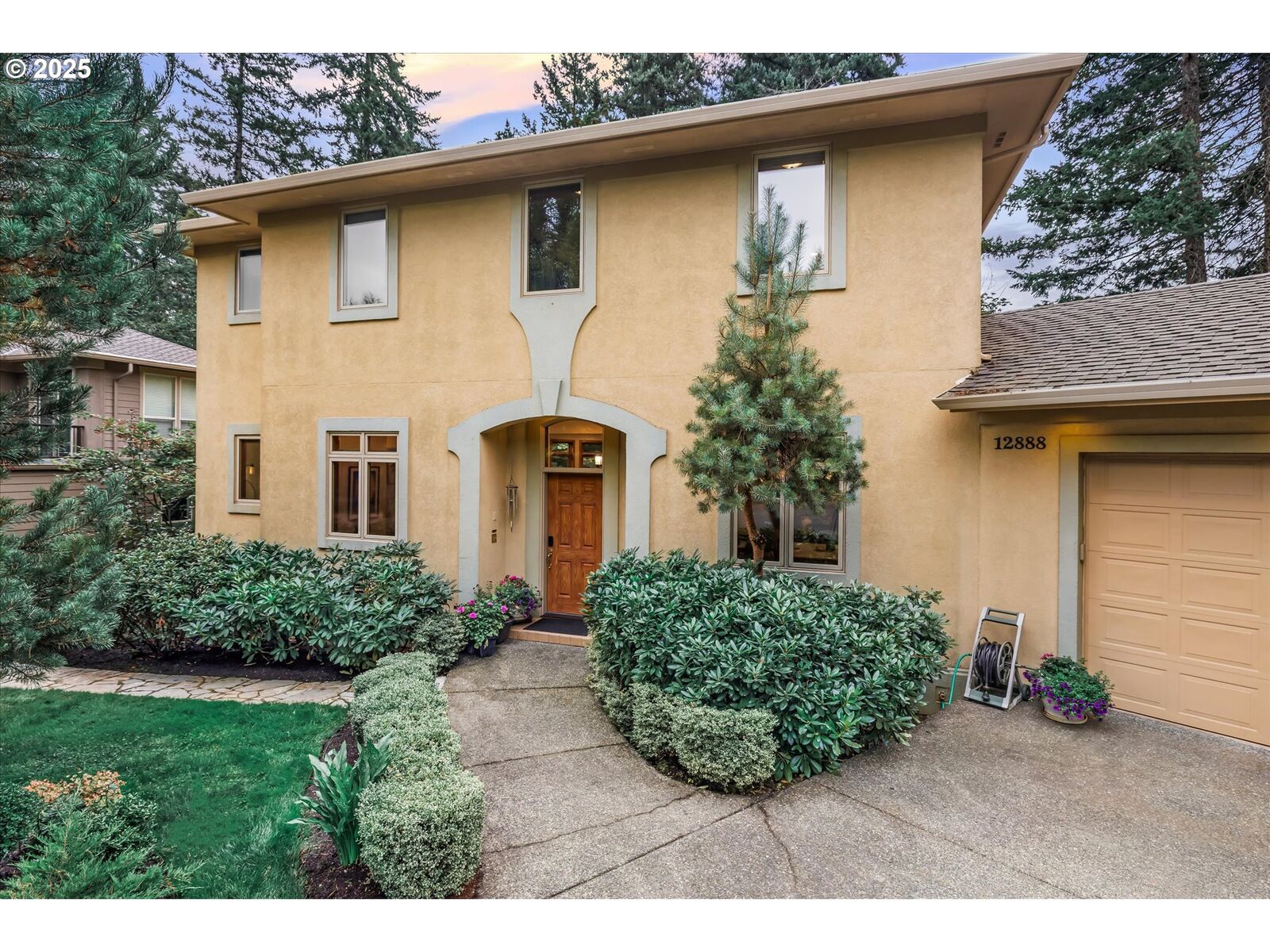 Property Photo:  12888 SE Wellington Ct  OR 97086 