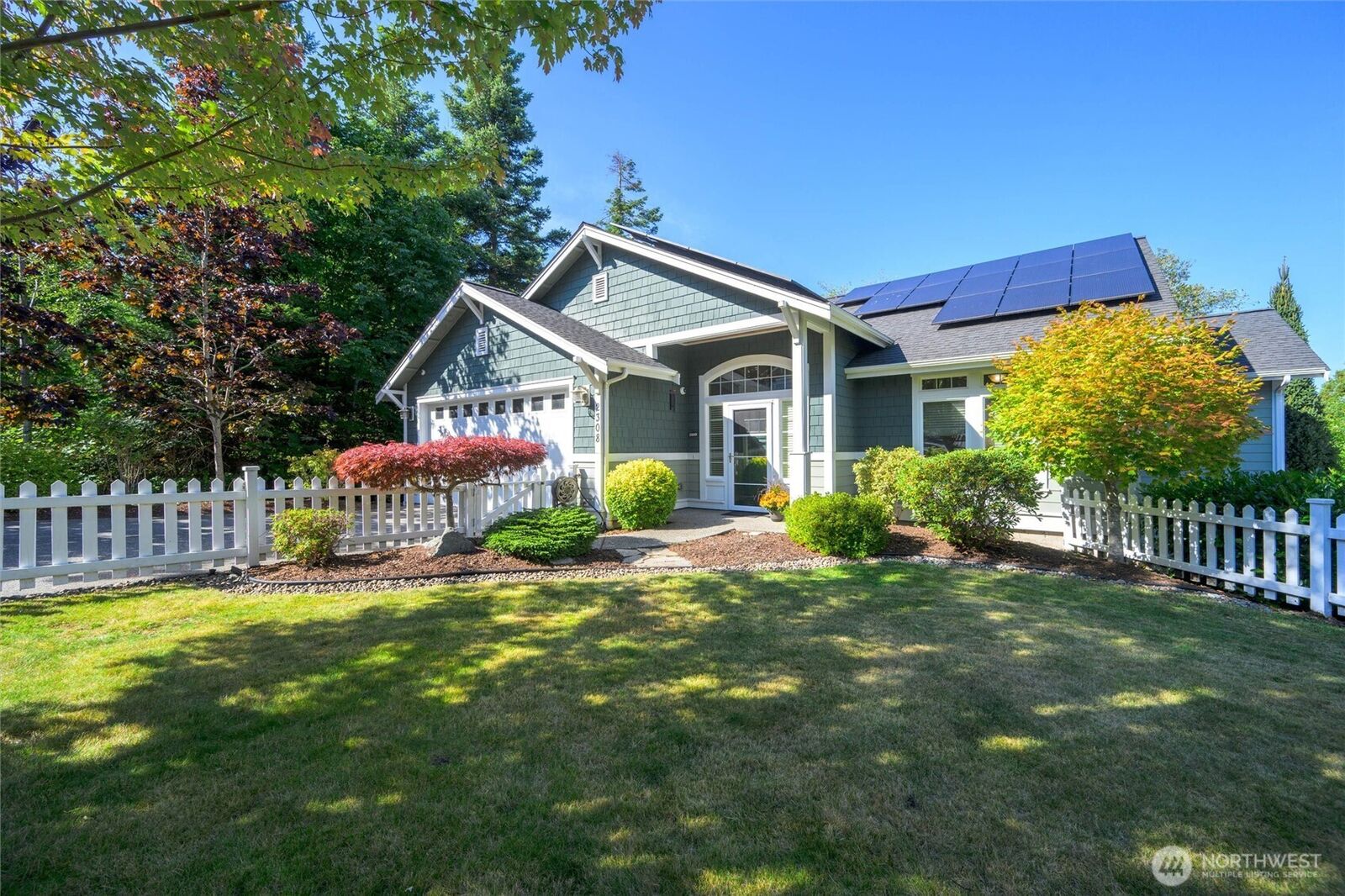 Property Photo:  2308  18th Street  WA 98221 