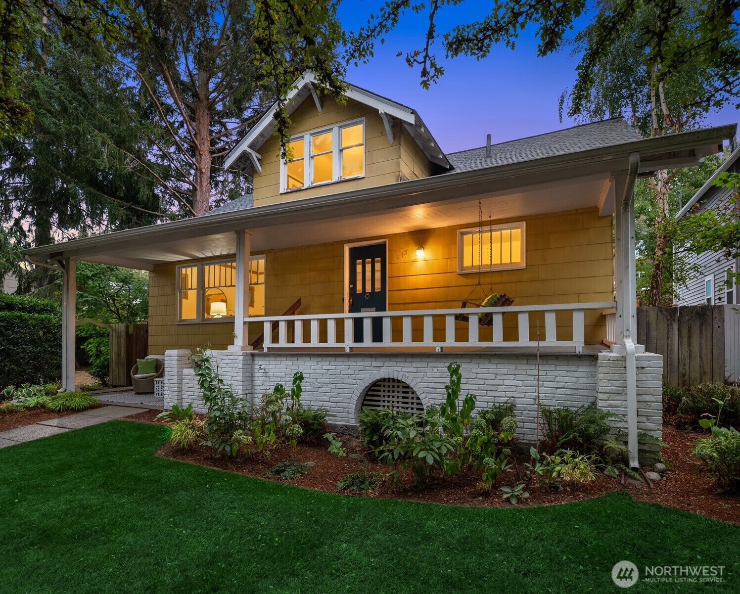 Property Photo:  115 NE 64th Street  WA 98115 
