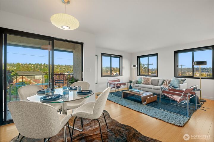 Property Photo: 1400 NW 60th Street 401 WA 98107