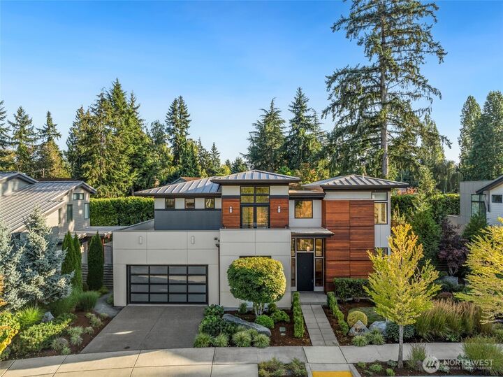 Property Photo: 8351 SE 31st Street WA 98040
