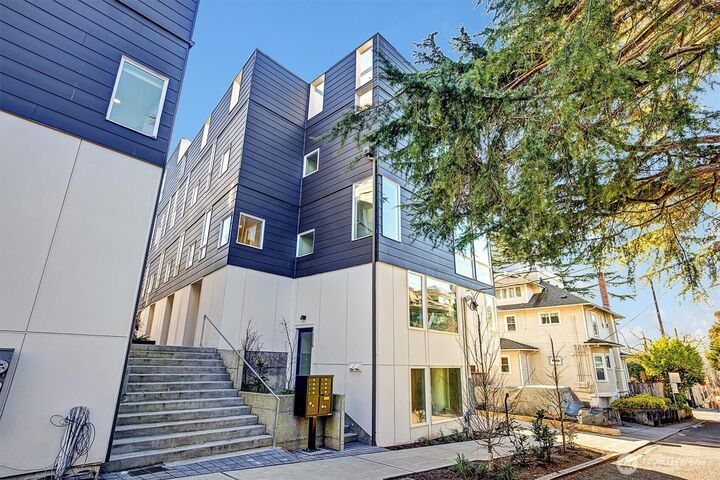 1225 E Roy Street  Seattle WA 98102 photo