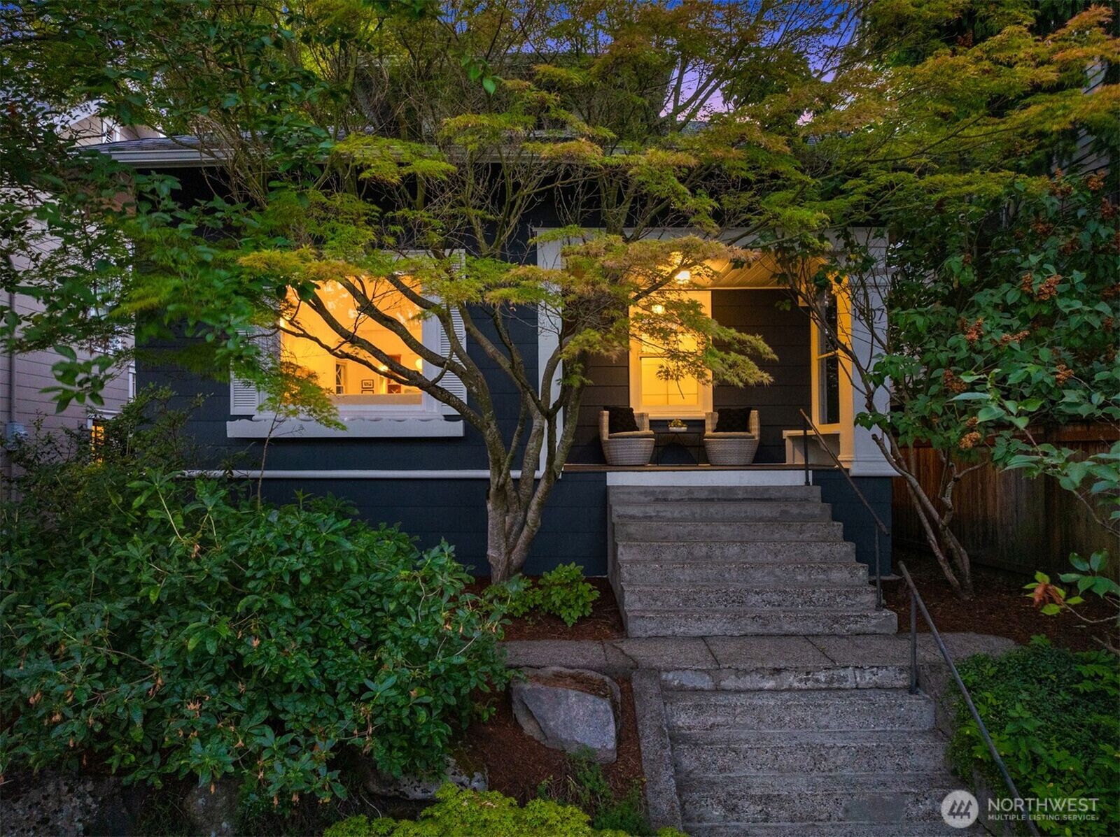 Property Photo:  1807  11th Avenue W  WA 98119 