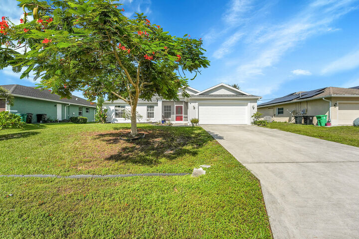 Property Photo: 4648 SW Leeward Street SW FL 34953