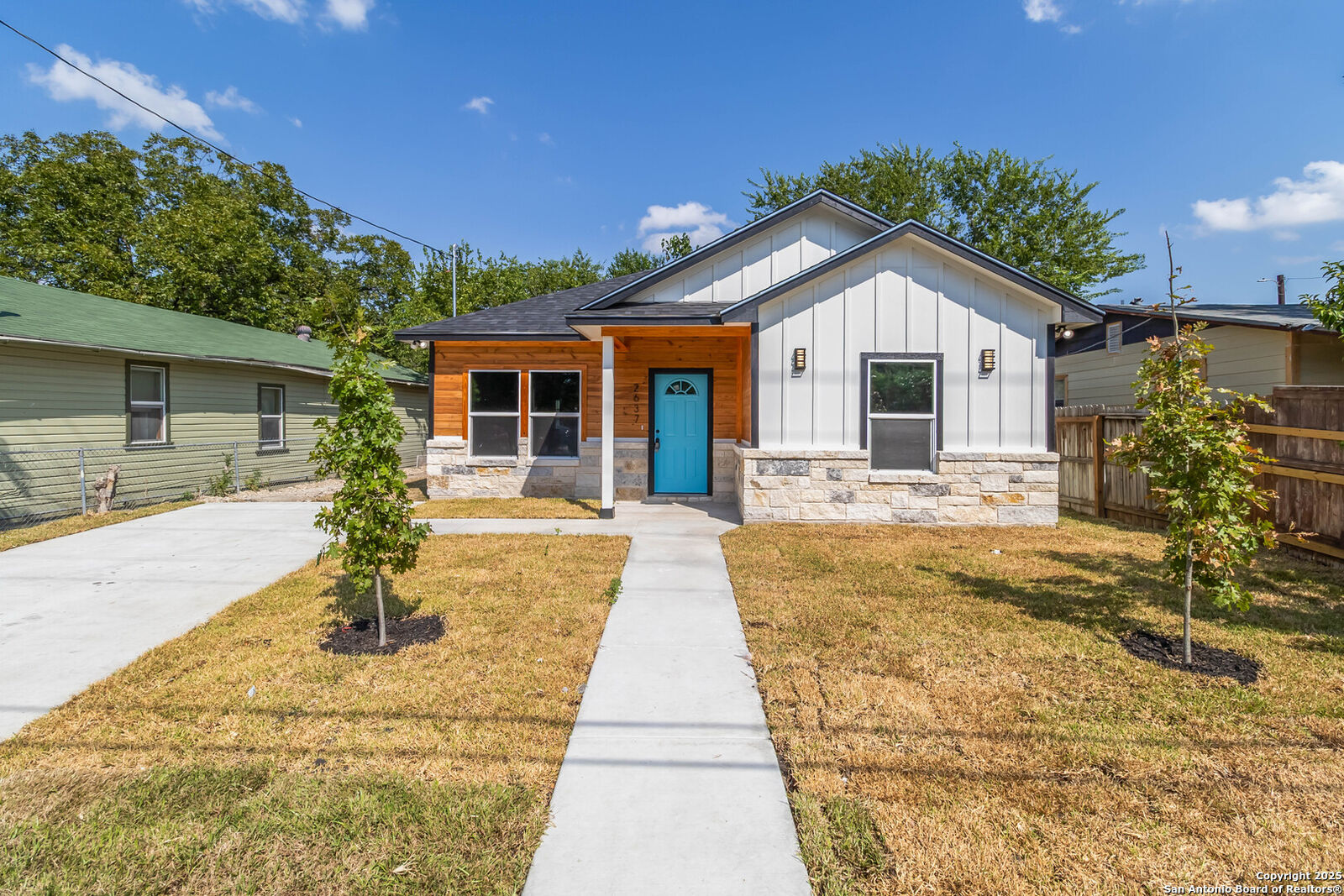 Property Photo:  2637 Quintana  TX 78211 