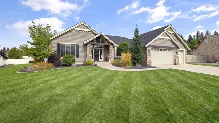 Property Photo:  16607 E 10th Ln  WA 99037 