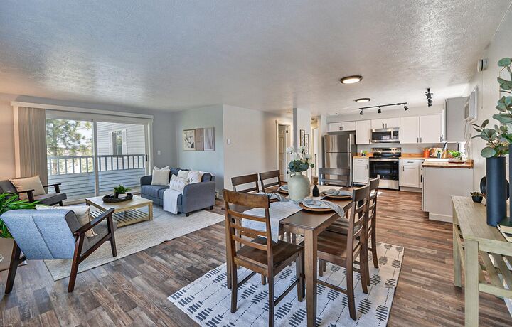 Property Photo:  912 W Lincoln Pl 201  WA 99204 