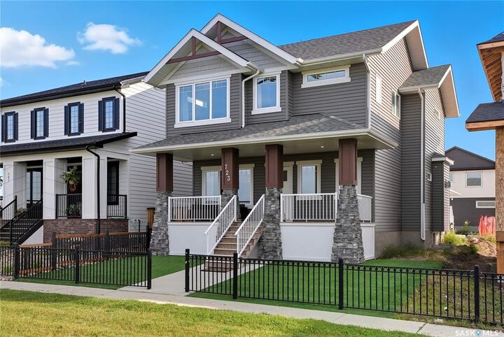 Property Photo:  723 Underhill Lane  SK S7V 0N3 