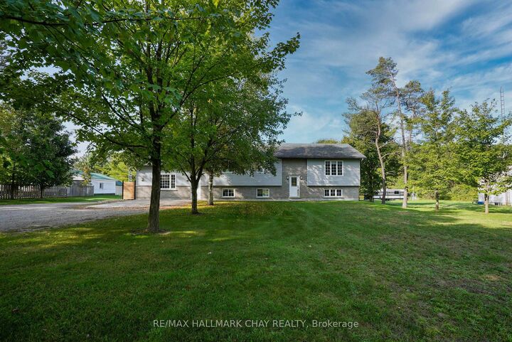 3524 Penetanguishene Road  Oro-Medonte ON L4M 4Y8 photo