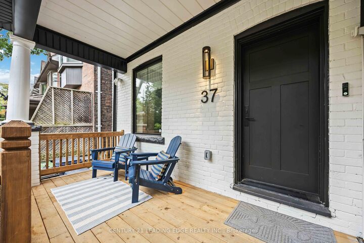 Property Photo:  37 Bertmount Avenue  ON M4M 2X8 