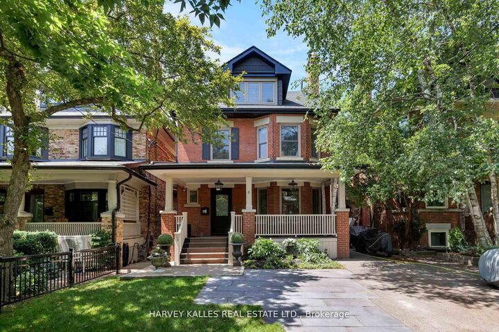 Property Photo:  8 Edgewood Crescent  ON M4W 3A9 