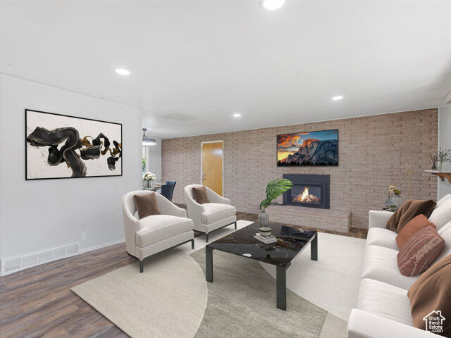 Property Photo: 1179 E 6200 S UT 84121