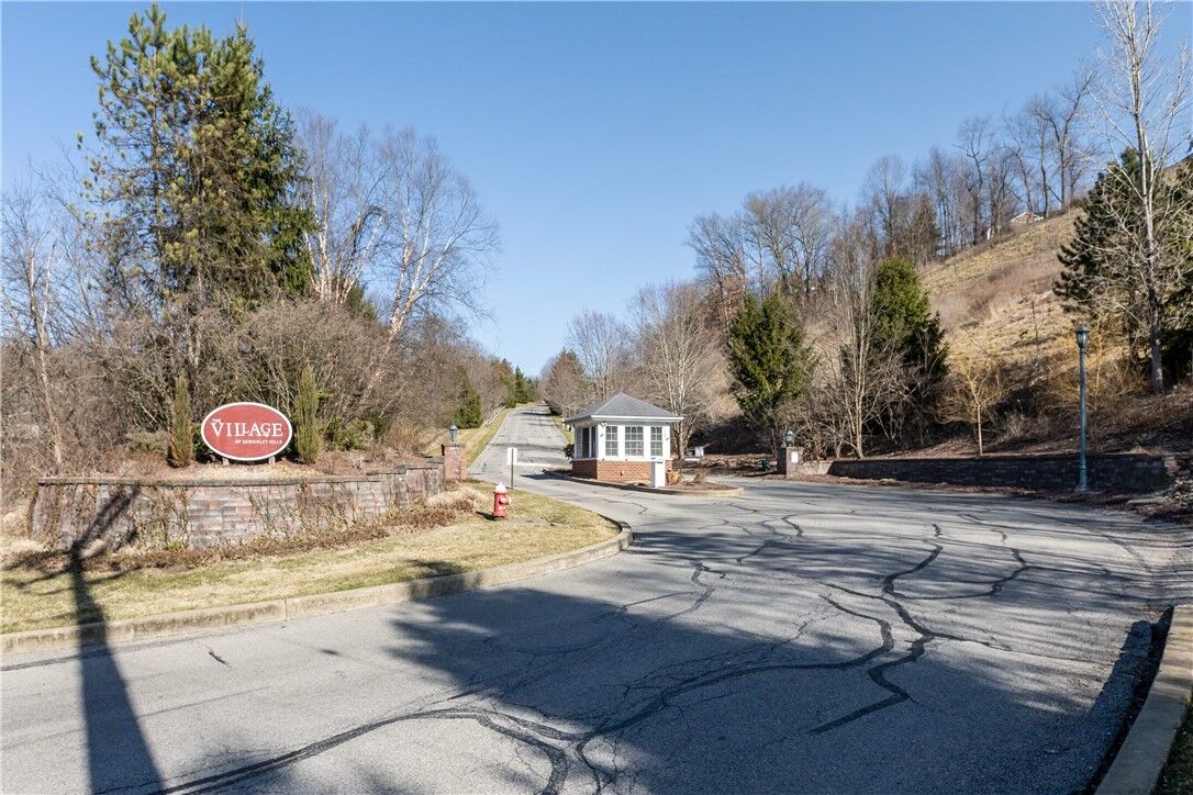 Property Photo:  1111 Prescott Place  PA 15143 