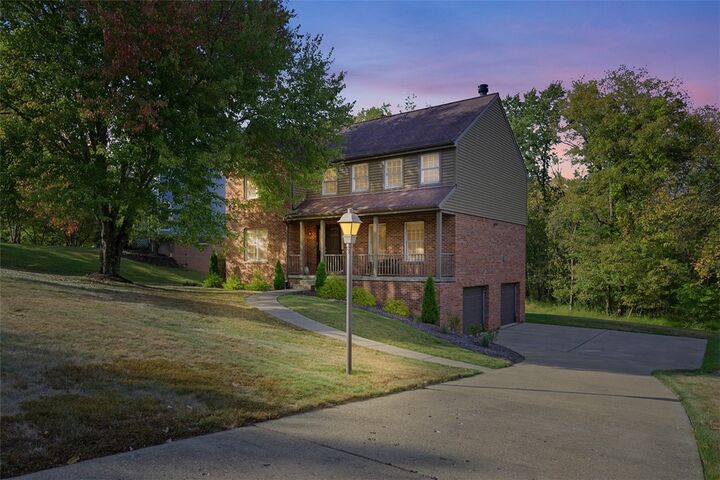Property Photo:  2379 Delo Dr  PA 15044 