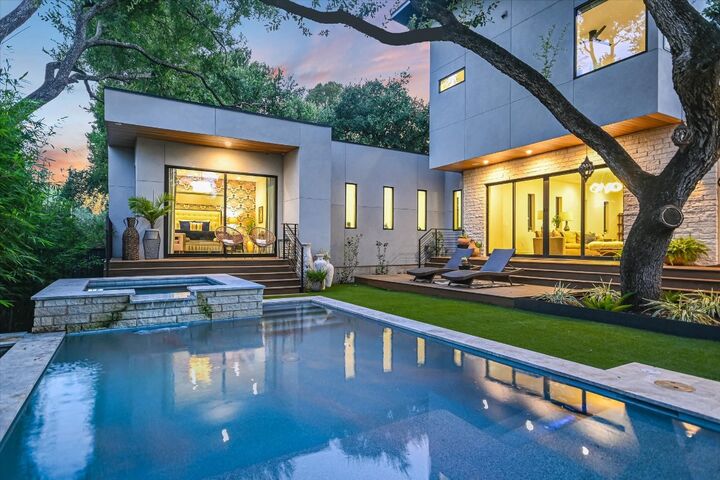Property Photo:  403 Ridgewood  TX 78746 