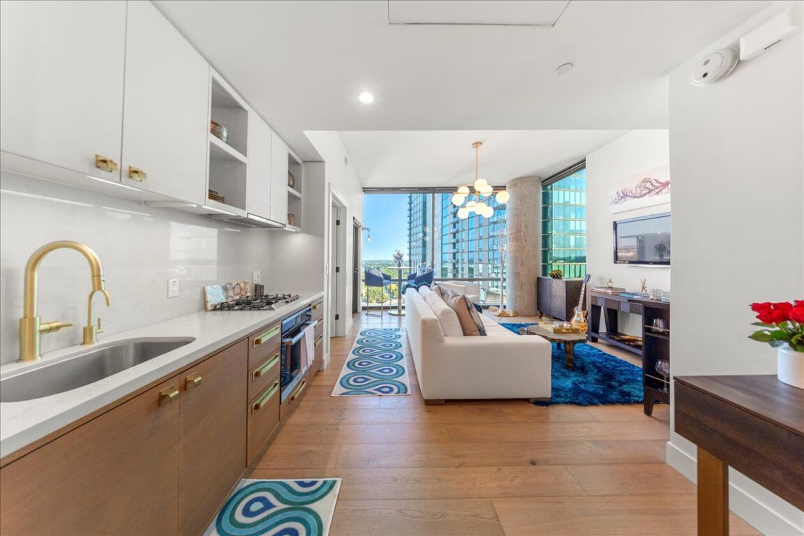 Property Photo: 70 Rainey Street 1503 TX 78701