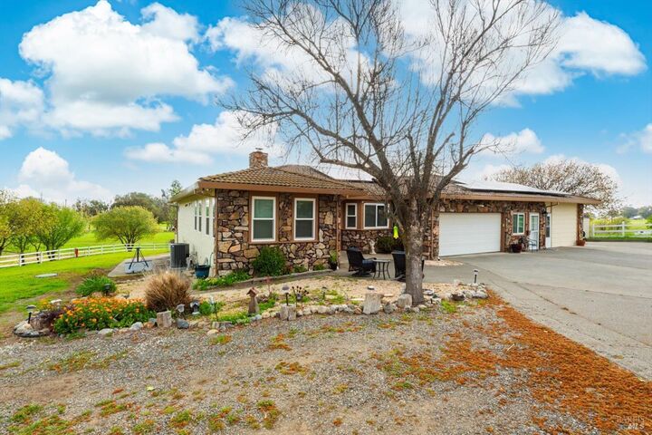 Property Photo:  4265 Summerwood Court  CA 95688 