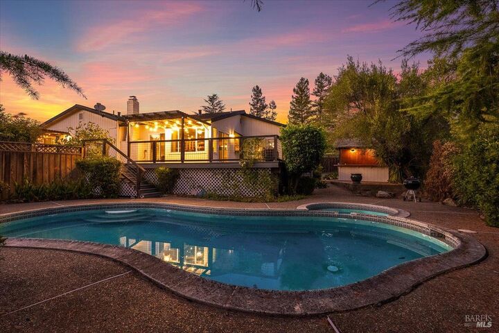 Property Photo:  607 Scotland Drive  CA 95409 
