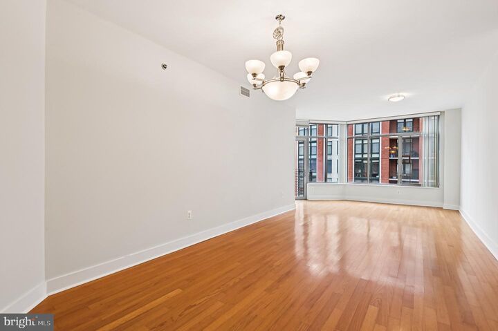Property Photo:  1400 Lancaster Street 902  MD 21231 