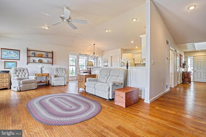 Property Photo: 11 Ridgeway Drive PA 17050