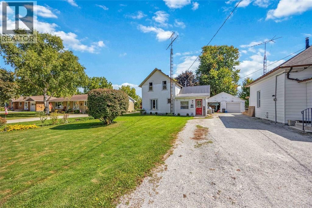 Property Photo:  3056 Brigden Road  ON N0N 1B0 