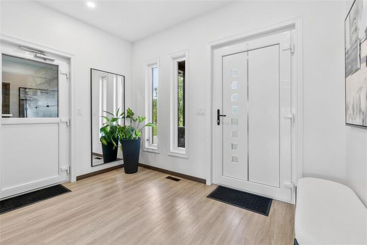 Photo de la propriété:  136 Grace Lane  MB R5G 2M2 