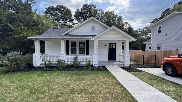 Property Photo:  409 W Sixth Avenue  NC 28052 