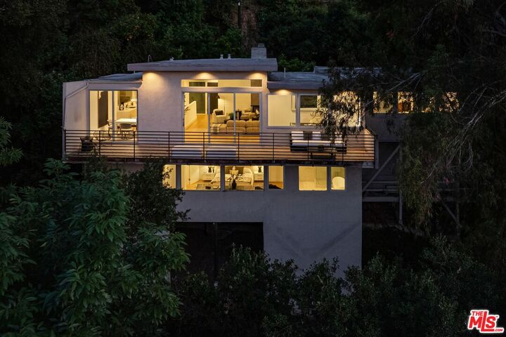 Property Photo: 3564 Multiview Dr CA 90068