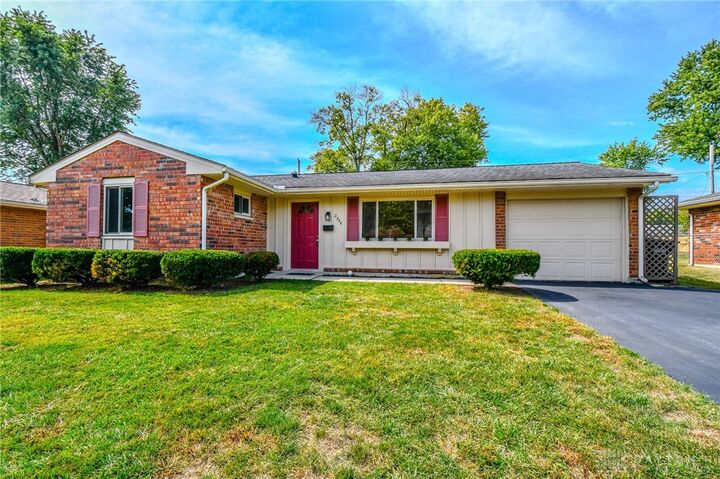 Property Photo:  2758 Wyoming Drive  OH 45385 