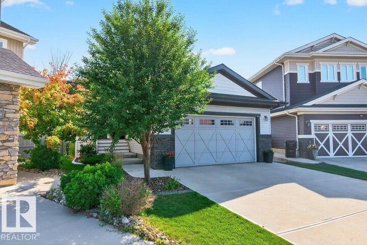 8220 Gourlay Close NW  Edmonton AB T5T 7E9 photo