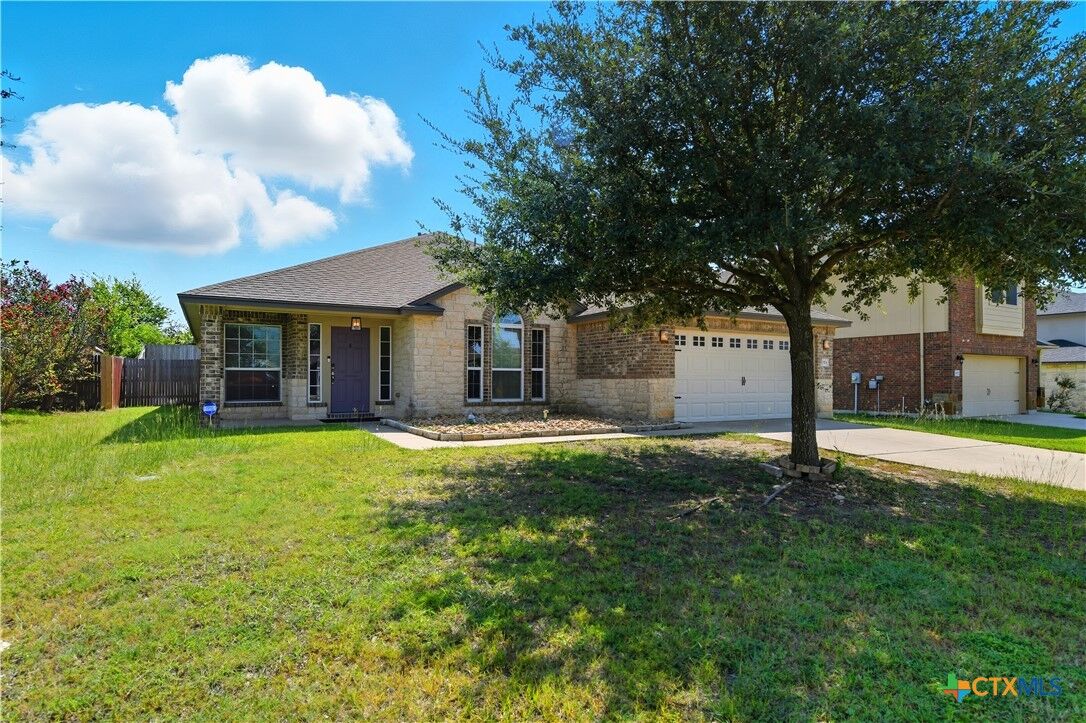 Property Photo: 1513 Starlight Drive TX 76502