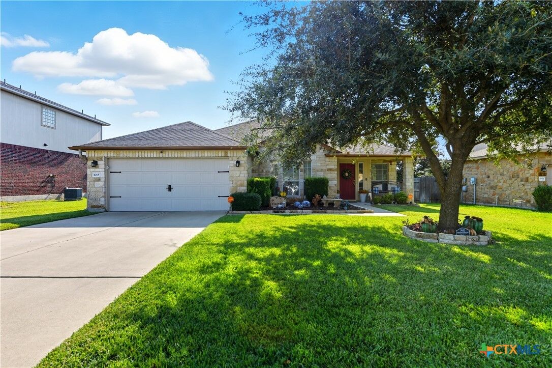 Property Photo: 1015 Sugar Brook Drive TX 76502