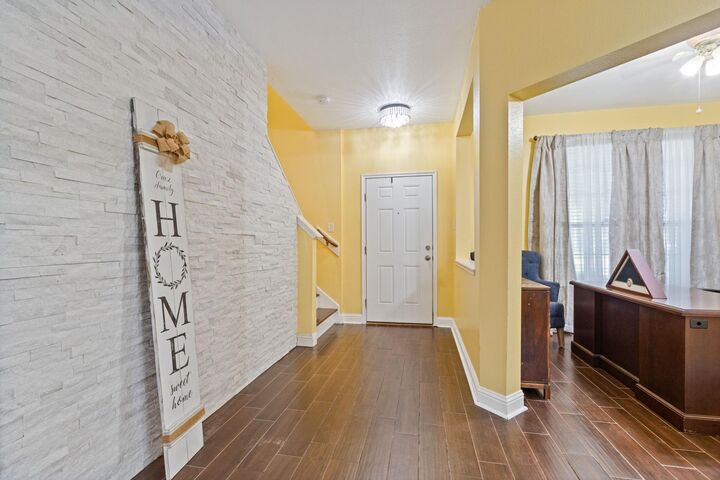 Property Photo: 531 Remington Lodge Court TX 77073
