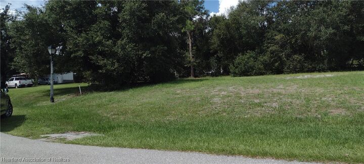 Property Photo: 16 Quail Roost Road FL 33852