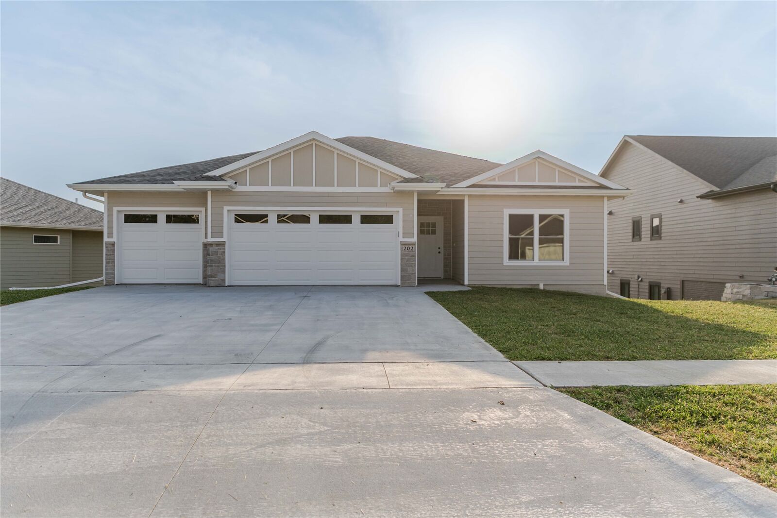 Property Photo:  202 Meadowlark Drive  IA 50170 