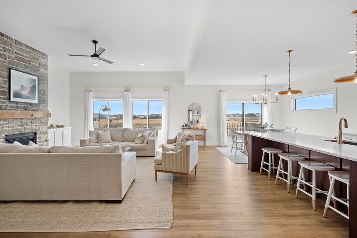 Property Photo: 2309 NW 29th Street IA 50023