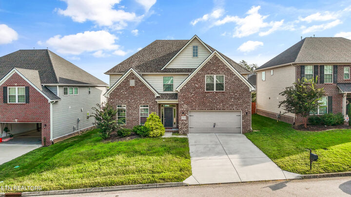 Property Photo:  1824 Glen Shady Blvd  TN 37922 