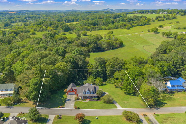 Property Photo: 3000 Hirst Circle TN 37772