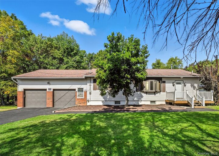 Property Photo:  53 Fair Oaks Road  NY 10940 