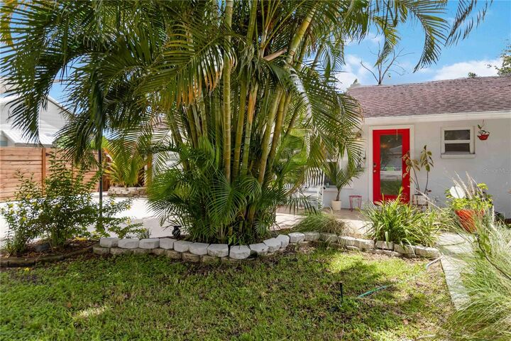 Property Photo: 3959 Palau Drive FL 34241