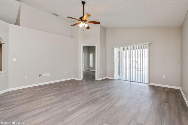 Property Photo: 317 Majesty Drive FL 33837