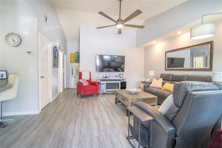 Property Photo:  435 Hemlock Street  FL 32714 