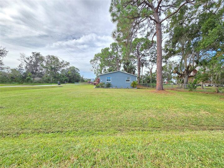 Property Photo: 106 5th Street NW FL 33570