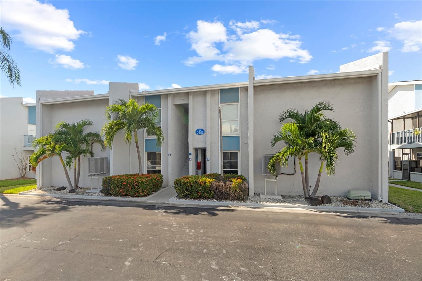 Property Photo:  250 Medallion Boulevard C  FL 33708 