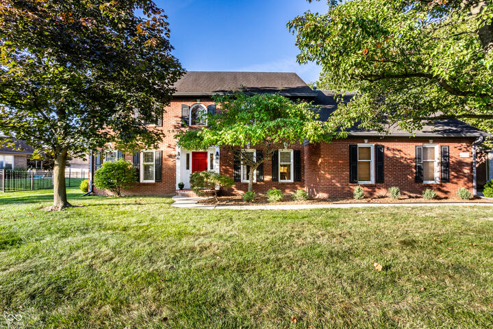 837 Wilderness Lane  Greenwood IN 46142 photo