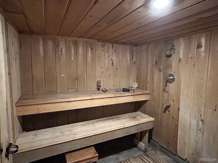 220 Iroquois Street  Laurium MI 49913 photo