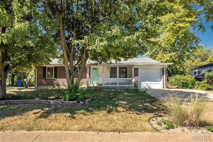 Property Photo: 2255 Collier Drive MO 63031