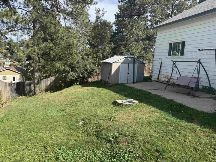 Property Photo:  501 W McClellan Street  SD 57754 
