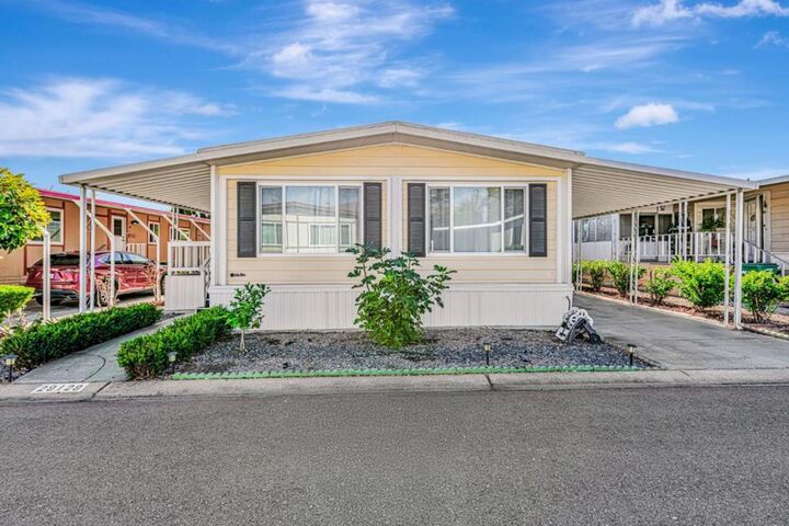 29129 Verdi Road  Hayward CA 94544 photo